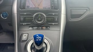 Leasing Sedan Toyota Auris 2011