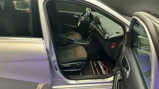 Lízing Hatchback MERCEDES B 180 2012