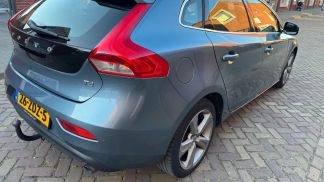 Lízing Hatchback Volvo V40 2012