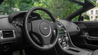 Lízing Kabriolet Aston Martin VANTAGE 2011