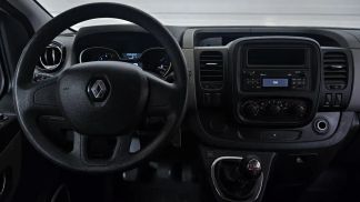 Finansowanie Hatchback Renault Trafic 2018