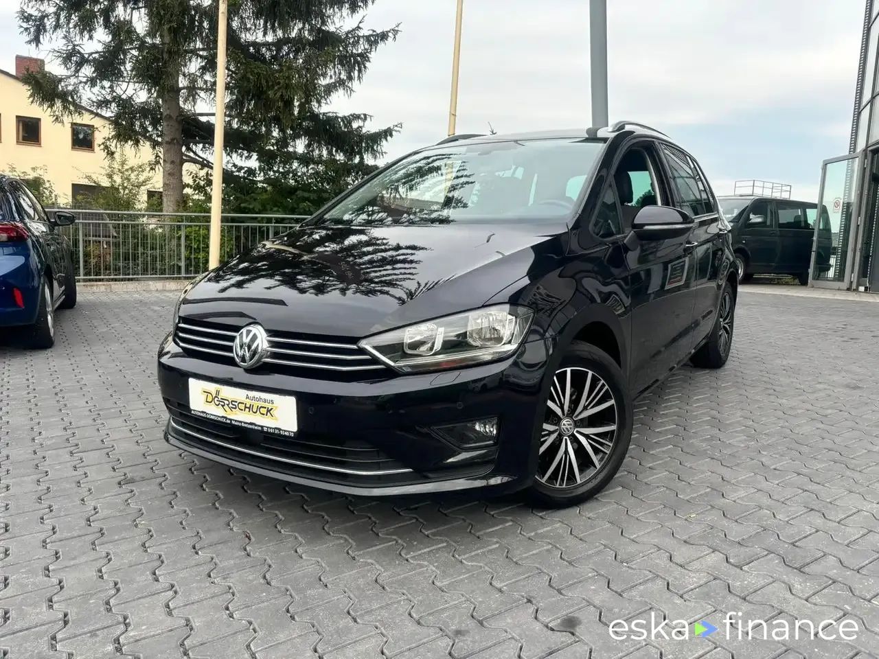 Leasing Passenger transport Volkswagen Golf 2017