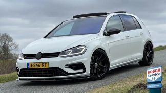 Lízing Hatchback Volkswagen Golf 2017