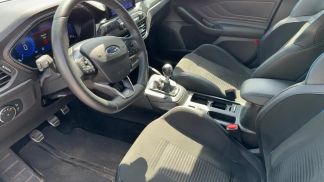 Lízing Sedan Ford Focus 2022