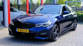 Lízing Sedan BMW 330 2019
