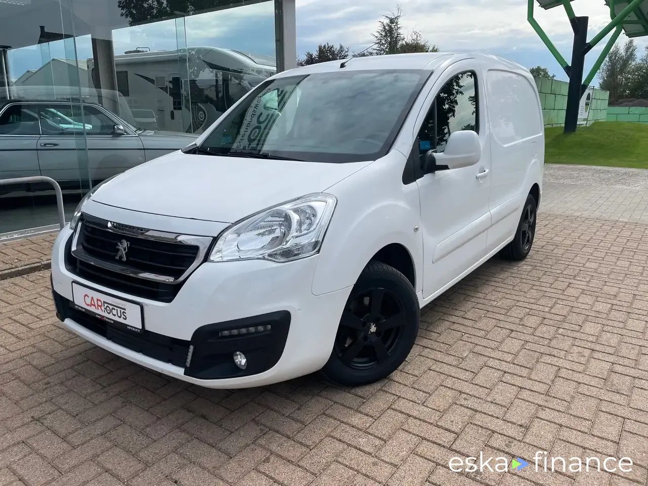 Leasing Hatchback Peugeot Partner 2018