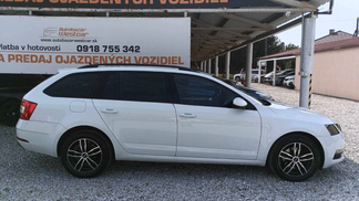 Wóz Skoda OCTAVIA COMBI 2017