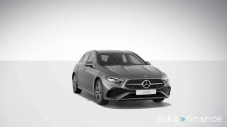 Lízing Hatchback MERCEDES A 250 2023