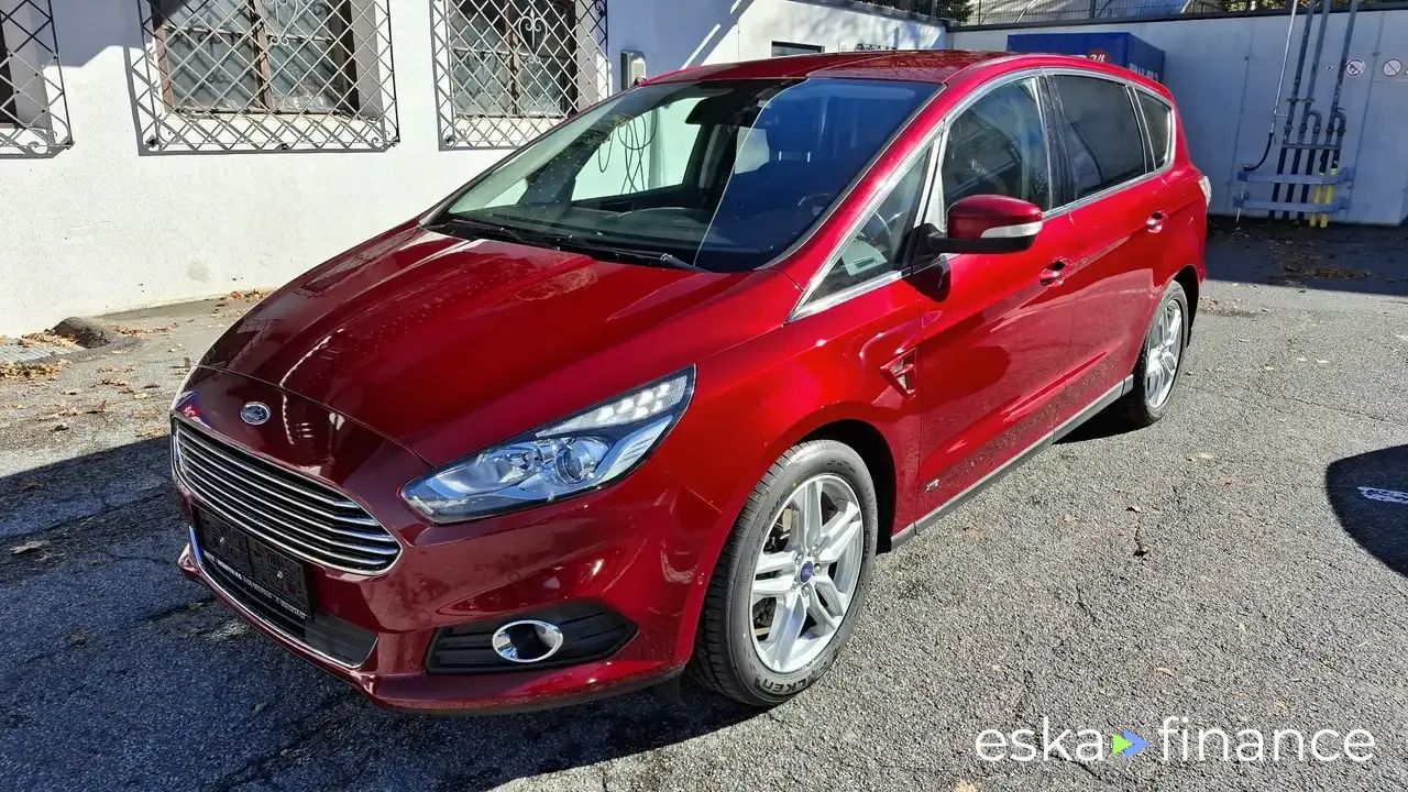 Finansowanie Transport pasażerów Ford S-Max 2017