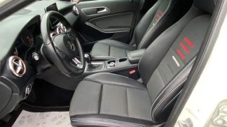 Hatchback MERCEDES A 180 2016