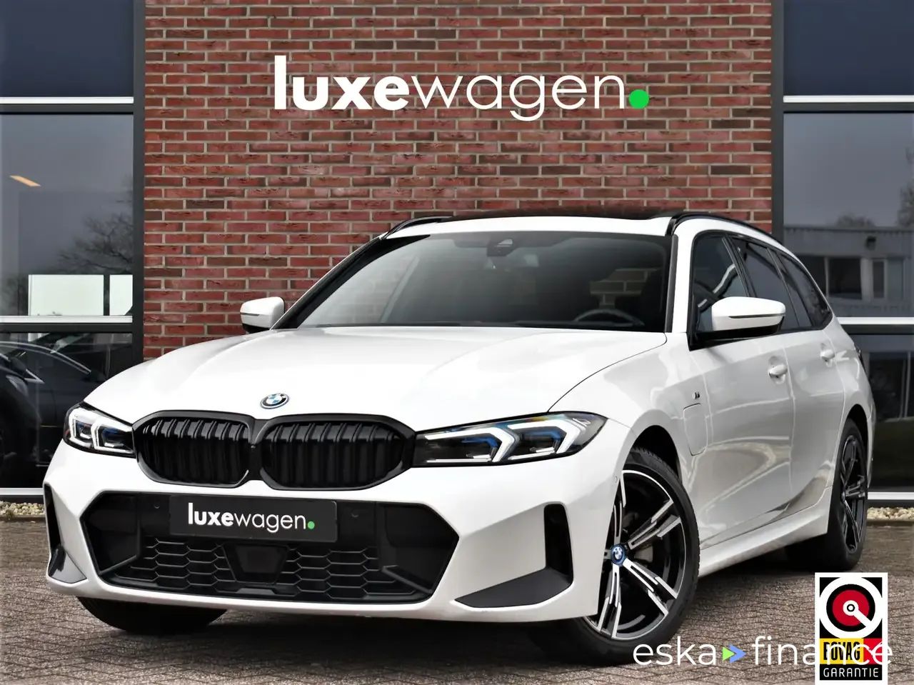 Leasing Wagon BMW 330 2023