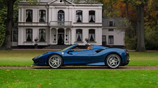 Ferrari F8 SPIDER 2021