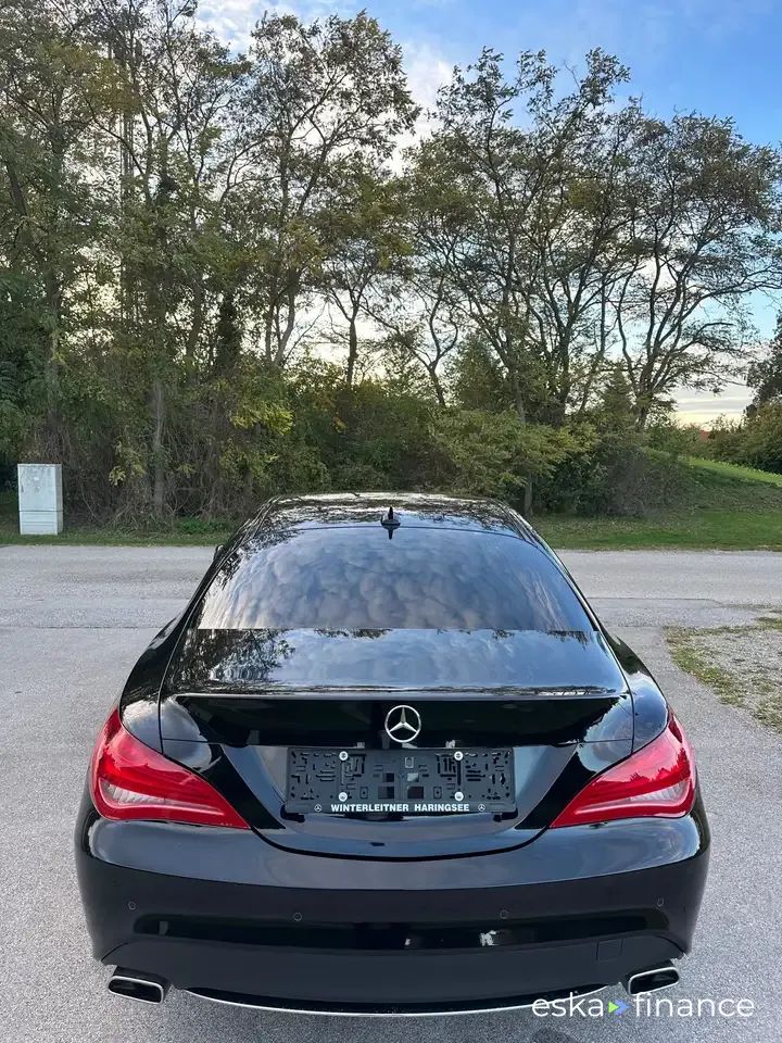 Lízing Kupé MERCEDES CLA 180 2015