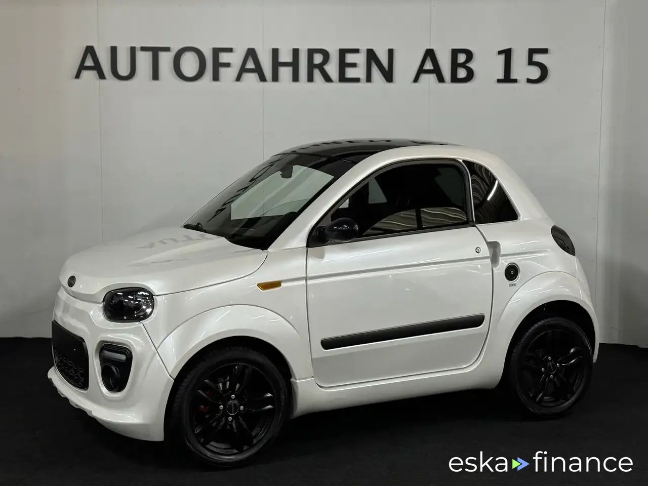 Lízing Hatchback Microcar DUÈ 2023