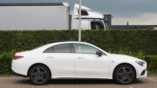 Lízing Sedan MERCEDES CLA 250 2020