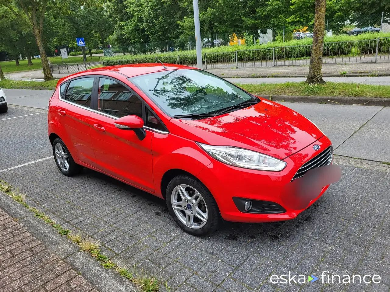 Hatchback Ford Fiesta 2014