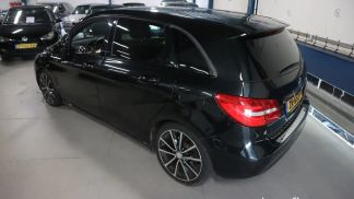 Lízing Hatchback MERCEDES B 220 2013