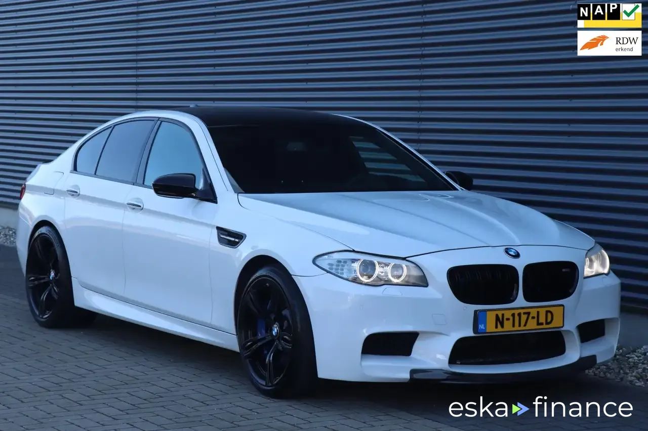 Finansowanie Sedan BMW M5 2012