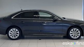 Lízing Sedan Audi A4 2021