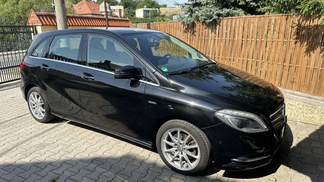 Leasing Hatchback MERCEDES B TRIEDA 2012