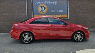 Lízing Sedan MERCEDES CLA 200 2013