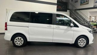 Leasing Hatchback MERCEDES V 220 2019