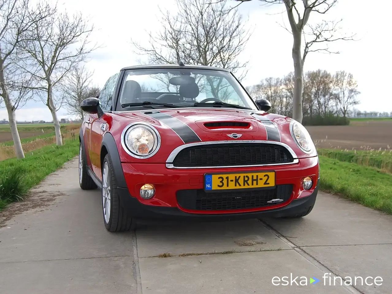 Financování Konvertibilní MINI John Cooper Works Cabrio 2010