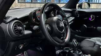 Financování Sedan MINI Cooper SD 2018