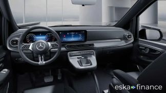 Lízing Hatchback MERCEDES V 250 2024