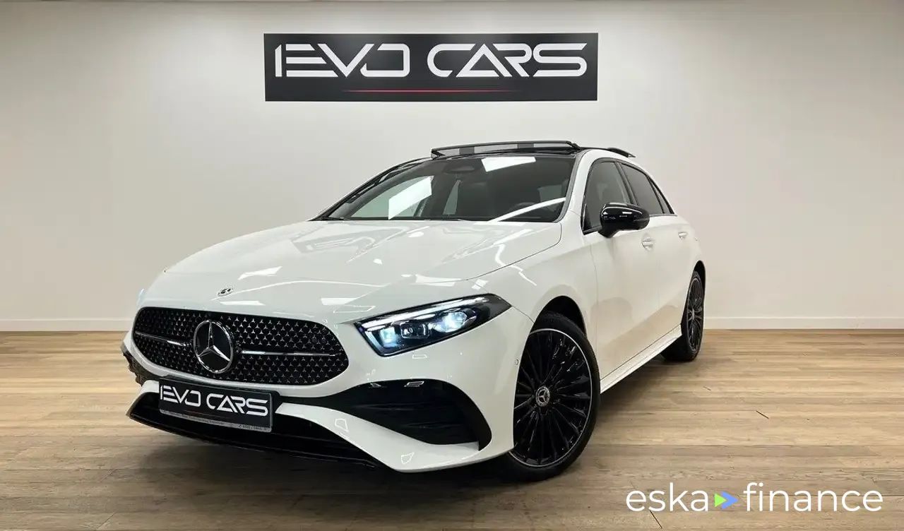 Lízing Sedan MERCEDES 250 2023