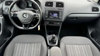 Financování Sedan Volkswagen Polo 2016