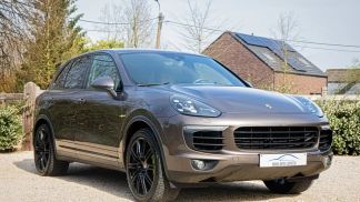 Financování SUV Porsche Cayenne 2015