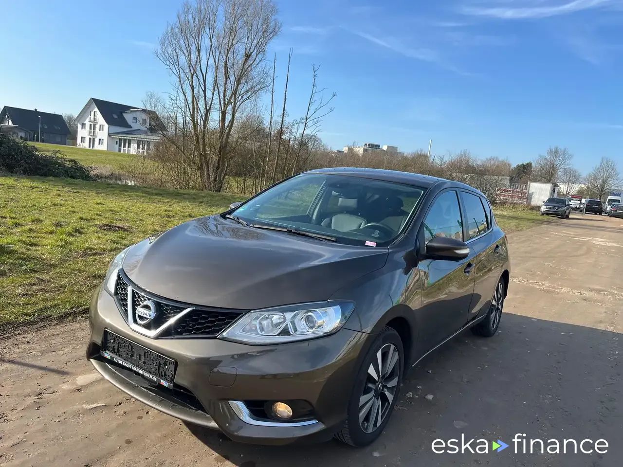Lízing Hatchback Nissan Pulsar 2016