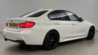 Lízing Sedan BMW 318 2018