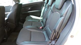 Lízing Hatchback Renault Grand Scenic 2020