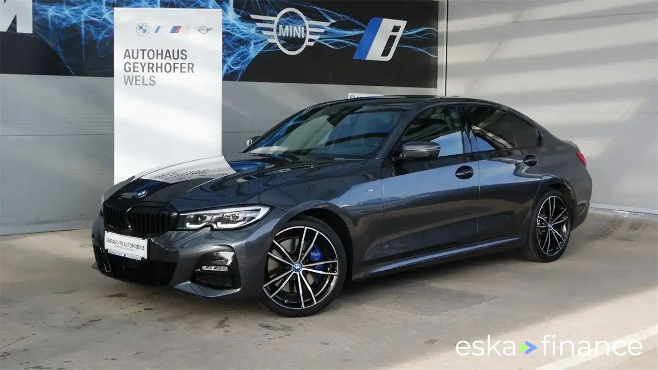 Leasing Sedan BMW 320 2019