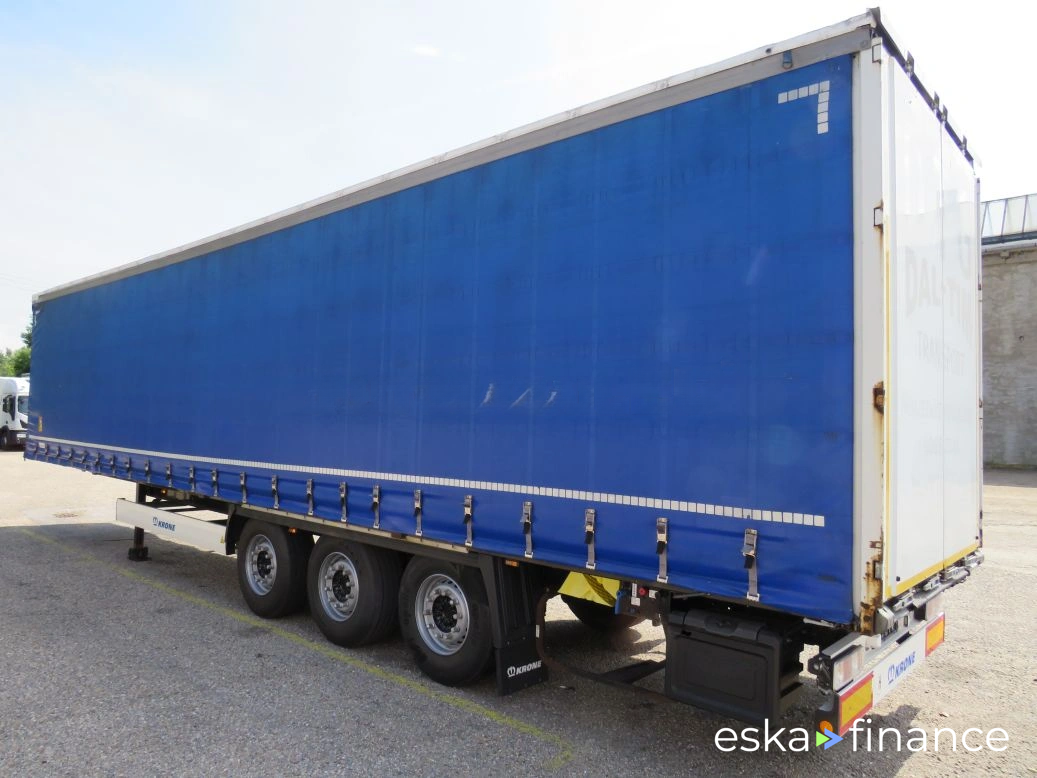 Leasing Semi-trailer SD STANDARD 2017