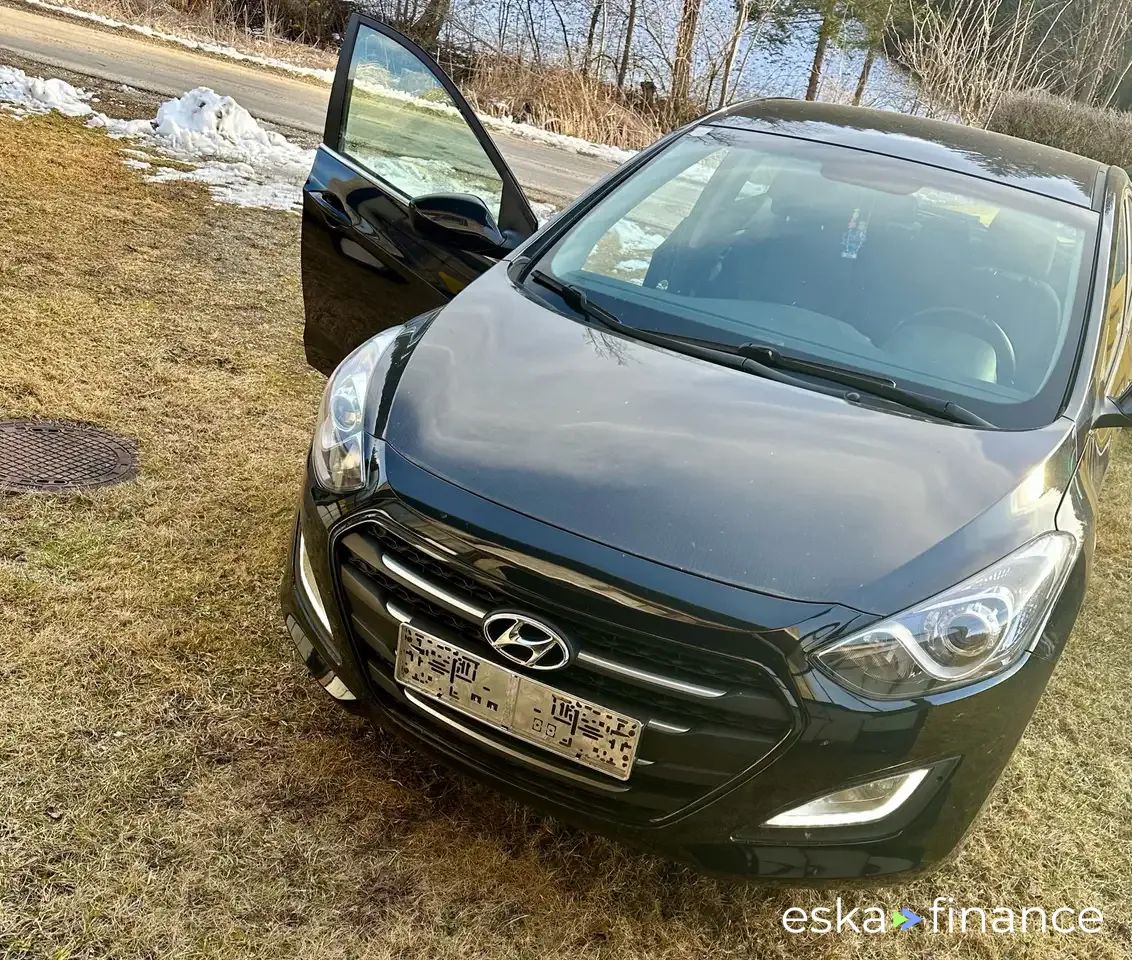 Leasing Sedan Hyundai i30 2025