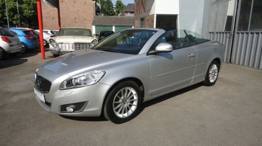 Volvo C70 2011