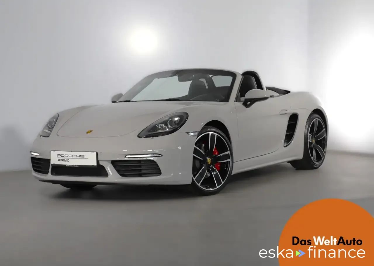 Financování Konvertibilní Porsche 718 2025