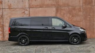 Leasing Hatchback MERCEDES V 250 2023