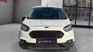 Leasing Le transport des passagers Ford Transit Courier 2022