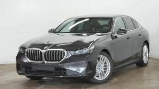 Lízing Sedan BMW 530 2024