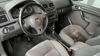 Lízing Osobná doprava Volkswagen Touran 2011