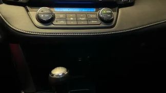Leasing SUV Toyota RAV 4 2016