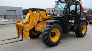 Lízing Teleskopický manipulátor JCB 531-70 2021