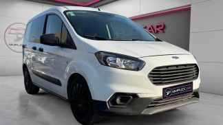 Leasing Le transport des passagers Ford Transit Courier 2022