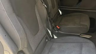 Lízing Hatchback MERCEDES V 220 2015