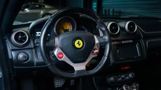 Leasing Convertible Ferrari California 2013