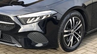 Lízing Hatchback MERCEDES A 180 2024